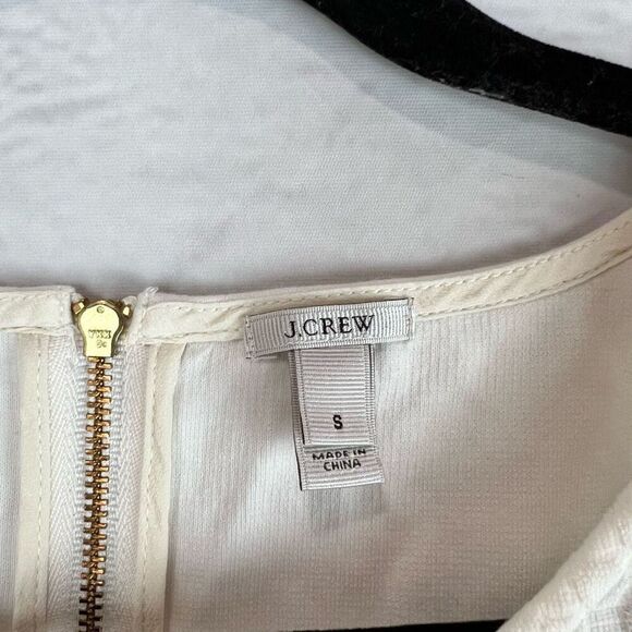 J. Crew Women's Sleeveless Peplum Top White Textured Dot Size S - Picture 4 of 7